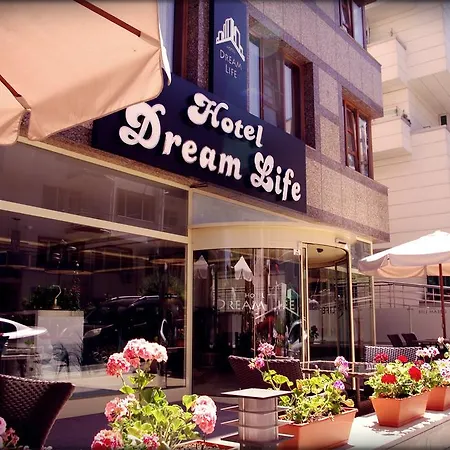 Hotel Dream Life